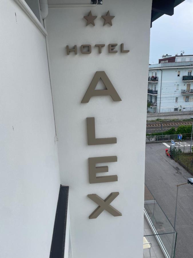 Hotel Alex Rimini Exterior photo